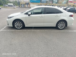 2020 Toyota Corolla XII (E210), белый, 1900000 рублей, вид 4