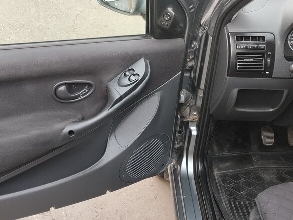 2011 Fiat Albea I Рестайлинг, серый, 355000 рублей - вид 12
