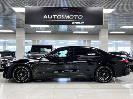 2026 Mercedes-Benz S-Класс 500 Long 4MATIC VII (W223) Рестайлинг, чёрный, 27499000 рублей, вид 4