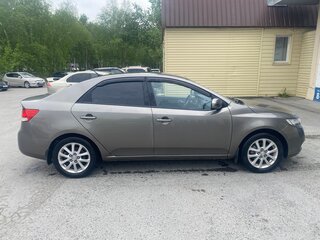 2009 Kia Cerato 4-speed II, серый, 820000 рублей, вид 5