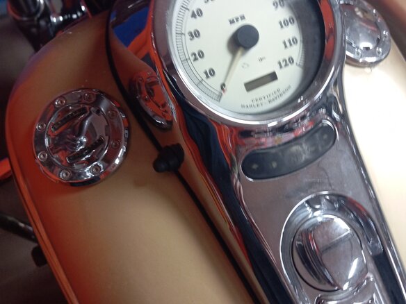 2003 Harley-Davidson CVO, золотистый, 1270000 рублей - вид 8