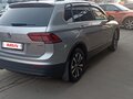 2019 Volkswagen Tiguan II, серый, 2000000 рублей - вид 3