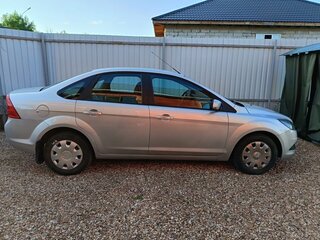 2009 Ford Focus II Рестайлинг, серебристый, 500000 рублей, вид 4
