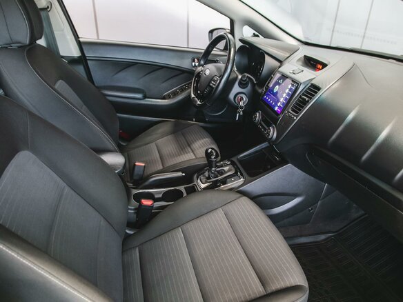 2018 Kia Cerato III Рестайлинг (Classic), чёрный, 1500000 рублей - вид 10