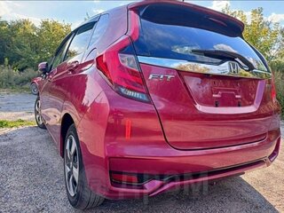 2018 Honda Fit III Рестайлинг, красный, 1200000 рублей, вид 5