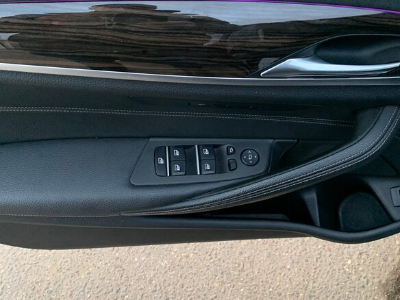 2019 BMW 5 серии 530d xDrive VII (G30/G31/G38), чёрный, 4500000 рублей - вид 16
