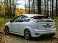 2008 Ford Focus ST II Рестайлинг, белый, 1100000 рублей - вид 3