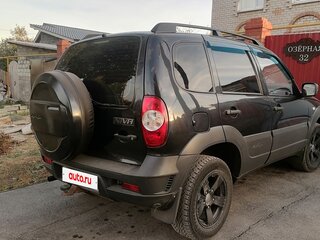 2015 Chevrolet Niva I Рестайлинг, чёрный, 620000 рублей, вид 3