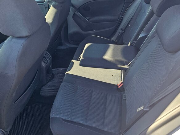 2009 Volkswagen Golf VI, серебристый, 825000 рублей - вид 10