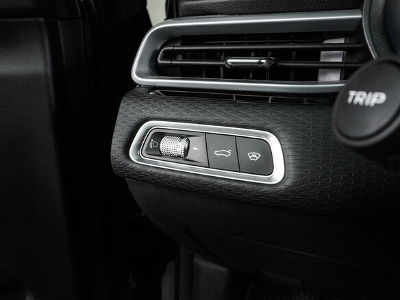 2024 Geely Emgrand II, синий - вид 13