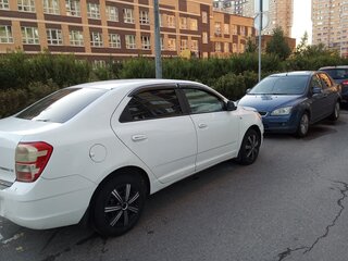 2013 Chevrolet Cobalt II, белый, 320000 рублей, вид 3