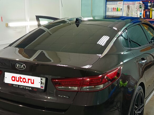 2017 Kia Optima IV, коричневый - вид 14