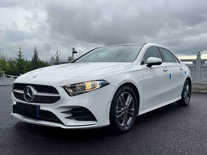 Открыть фотографии: Mercedes-Benz A-Класс IV (W177) Рестайлинг