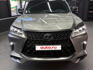 2017 Lexus LX 570 III Рестайлинг 2, серый, 8950000 рублей, вид 3