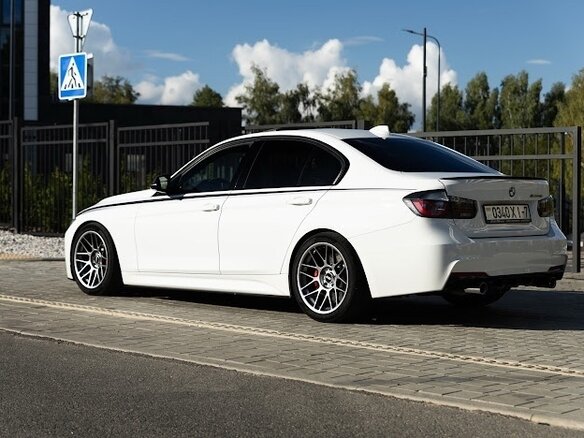 2016 BMW 3 серии 340i xDrive VI (F3x) Рестайлинг, белый, 5500000 рублей - вид 5