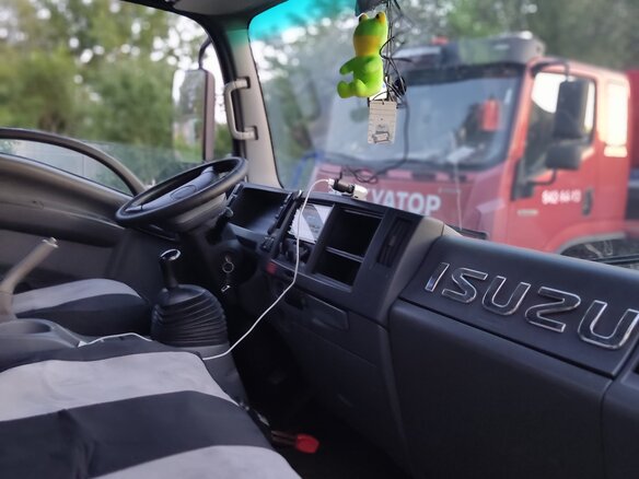 2014 Isuzu Elf (N-series), синий, 3600000 рублей - вид 3