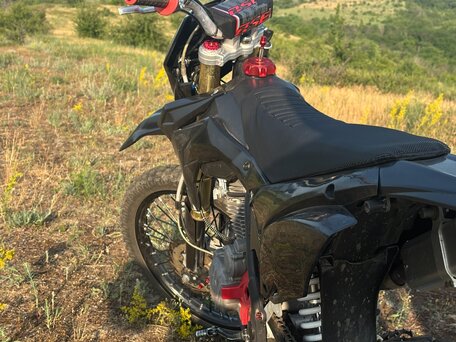 2023 BSE Z3, чёрный, 130000 рублей, вид 3