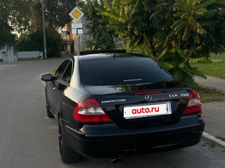2006 Mercedes-Benz CLK-Класс 200 II (W209) Рестайлинг, чёрный, 800000 рублей, вид 1