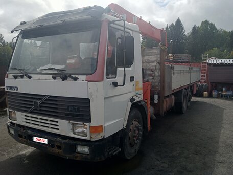 1993 Volvo FL, белый, 5000000 рублей, вид 1