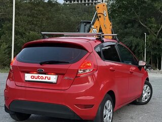 2012 Ford Fiesta Mk6, красный, 800000 рублей, вид 3