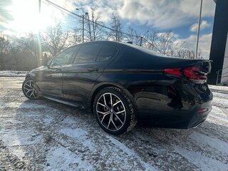 2021 BMW 5 серии 540i xDrive VII (G30/G31/G38) Рестайлинг, чёрный, 7700000 рублей, вид 5