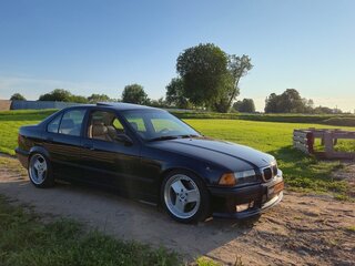 1993 BMW 3 серии M50 320i III (E36), чёрный, 1250000 рублей, вид 5