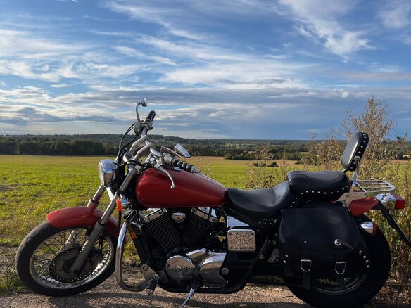 2006 Honda Shadow 750, оранжевый, 450000 рублей - вид 10