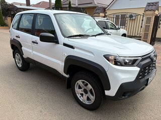 2024 Lada (ВАЗ) Niva Travel I, белый, 1000000 рублей, вид 2