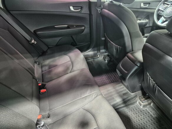 2018 Kia Optima IV Рестайлинг, белый, 1355000 рублей - вид 16
