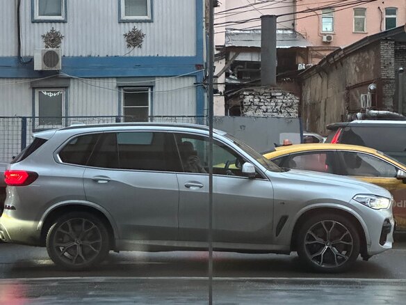 2020 BMW X5 40i IV (G05/G18), белый, 6500000 рублей - вид 18