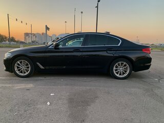 2020 BMW 5 серии 520d xDrive VII (G30/G31/G38), чёрный, 3620000 рублей, вид 1