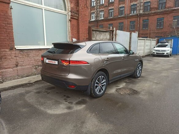 2016 Jaguar F-Pace I, серый, 2300000 рублей - вид 1