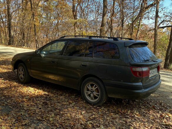 1993 Toyota Caldina I, зелёный, 130000 рублей - вид 4