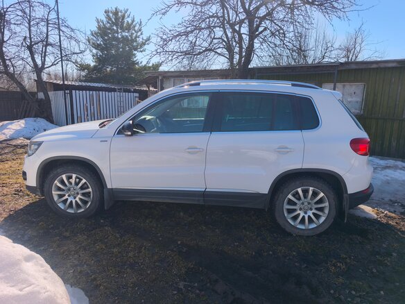 2013 Volkswagen Tiguan I Рестайлинг, белый, 1600000 рублей - вид 5