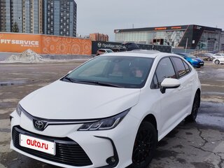 2020 Toyota Corolla XII (E210), белый, 1650000 рублей, вид 1