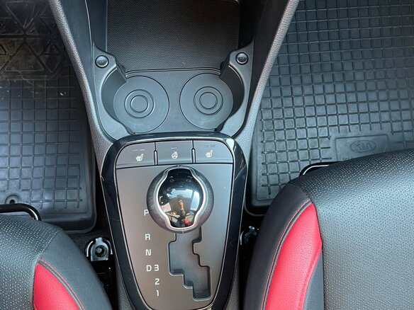 2017 Kia Picanto X-Line III, белый - вид 20