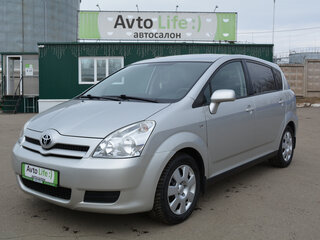 Toyota Corolla Verso I Рестайлинг