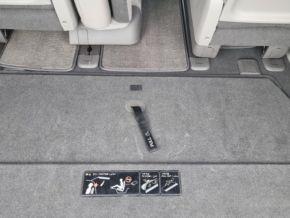 2019 Kia Carnival III, серебристый, 3000000 рублей - вид 18