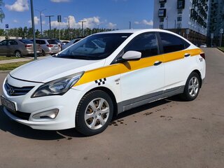 2015 Hyundai Solaris I Рестайлинг, белый, 645000 рублей, вид 1