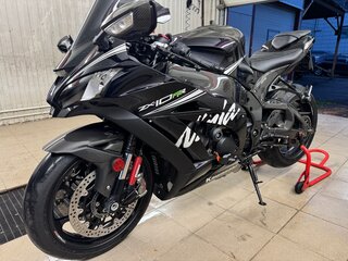 2017 Kawasaki ZX-10R Ninja, чёрный, 1450000 рублей, вид 3