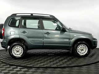 2014 Chevrolet Niva I Рестайлинг, зелёный, 410000 рублей, вид 5