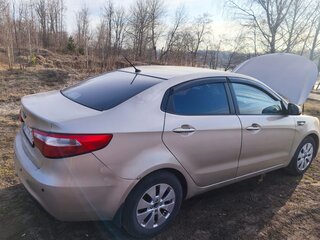 2012 Kia Rio III, бежевый, 410000 рублей, вид 5