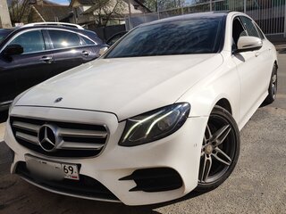 2016 Mercedes-Benz E-Класс 200 V (W213, S213, C238), белый, 2600000 рублей, вид 1