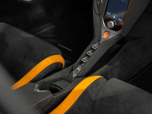 2026 McLaren 750S, фиолетовый, 41900000 рублей - вид 32