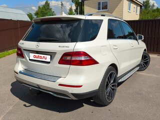 2013 Mercedes-Benz M-Класс 350 CDI III (W166), белый, 3100000 рублей, вид 3
