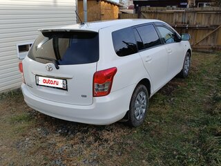 2010 Toyota Corolla Fielder X (E140, E150) Рестайлинг, белый, 1000000 рублей, вид 4