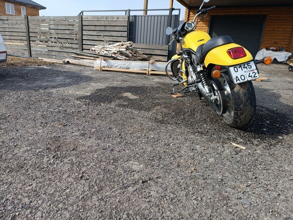 2005 Harley-Davidson V-Rod, жёлтый, 989000 рублей