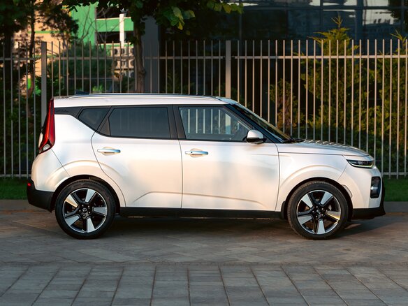 2020 Kia Soul III, белый - вид 4