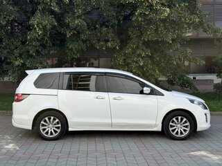 2008 Mazda MPV III (LY), белый, 650000 рублей, вид 4