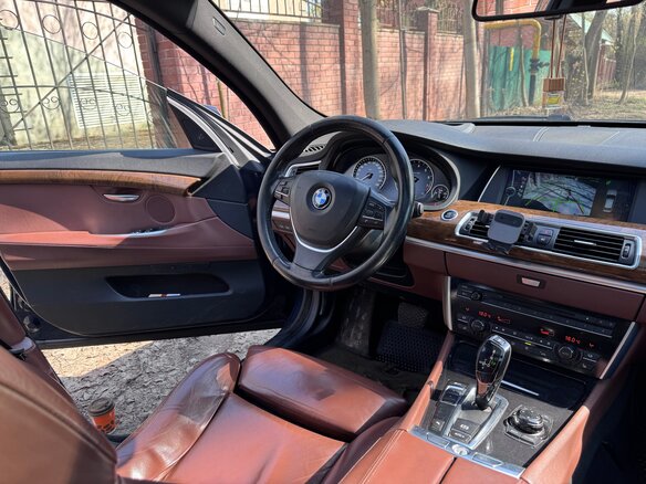 2011 BMW 5 серии Gran Turismo 535i VI (F10/F11/F07), синий, 1900000 рублей - вид 6